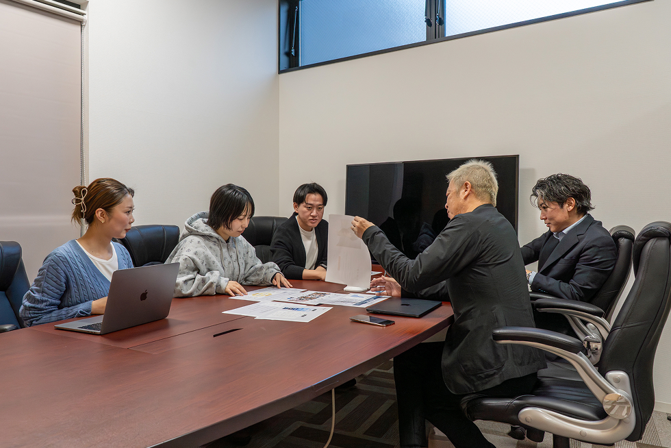 w bridge adversary IN NUMBERS